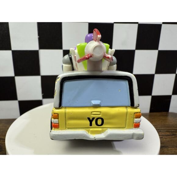 Disney Toy Story Buzz Lightyear in Diecast Pizza Planet Truck Metal Car - Picture 4 of 9